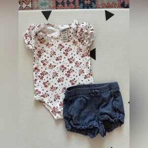 Nicole Miller|Baby girl cute outfit,white floral short sleeve bodysuit & shorts•